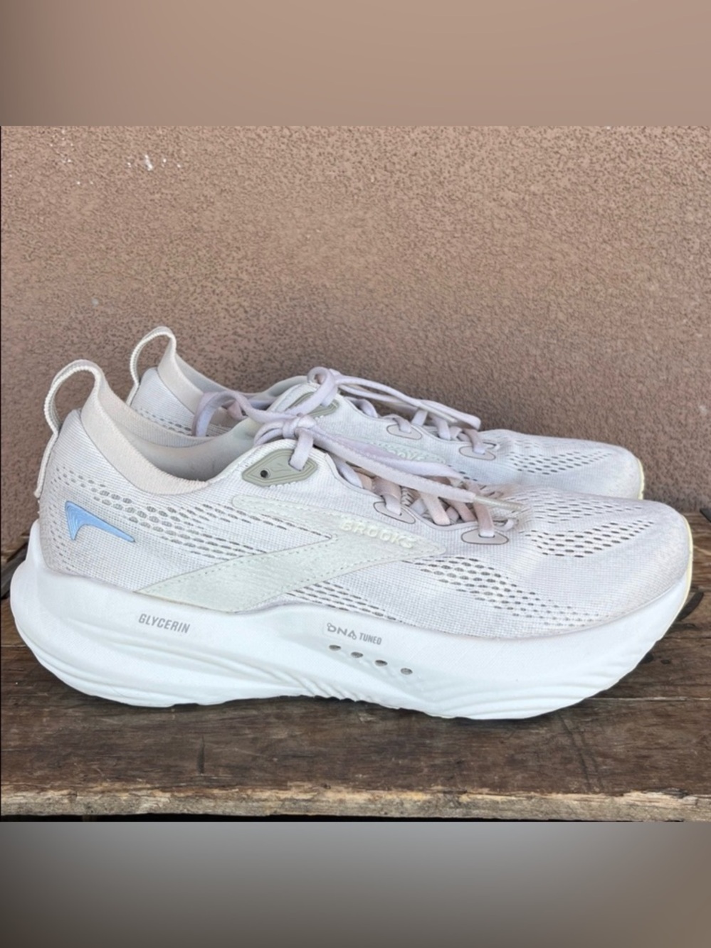 Brooks Glycerin 22 Women’s Road Running Shoe